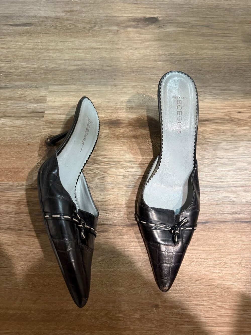 Vintage BCBGirls Black Pointed Toe Mule Heels